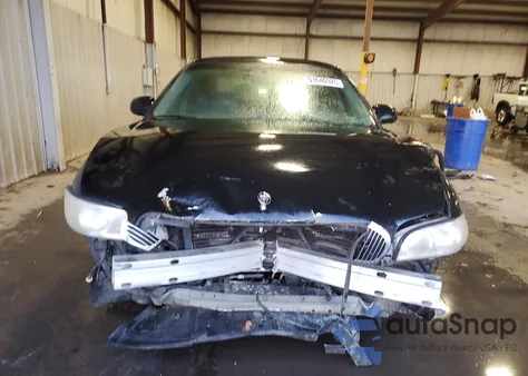 2000 Buick Park Avenue from USA, damaged, VIN 1G4CW54K1Y4296201